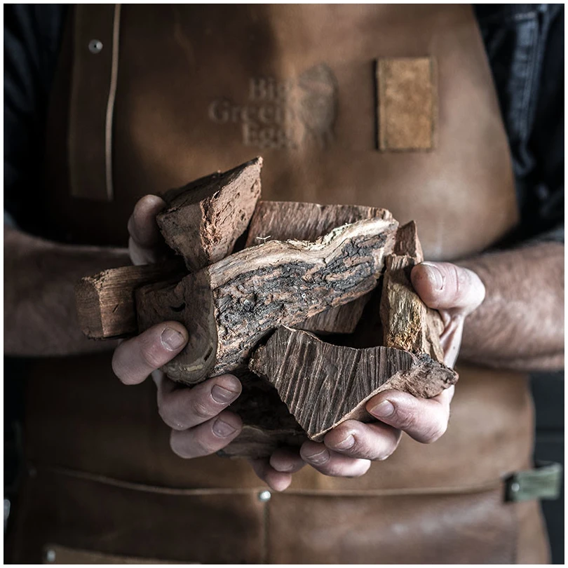 topimage wood chunks 800x800 1 Big Green Egg Hout Chunks-Hickory - Afbeelding 2