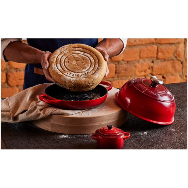 Le Creuset Broodpan Signature Kersenrood-24cm - Afbeelding 2