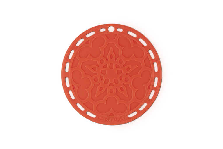 Le Creuset Onderzetter Bloemmotief Oranjerood Le Creuset Onderzetter Bloemmotief-Oranjerood